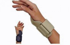 Carpal Tunnel Neutral Wrist Splint by CarpalMate